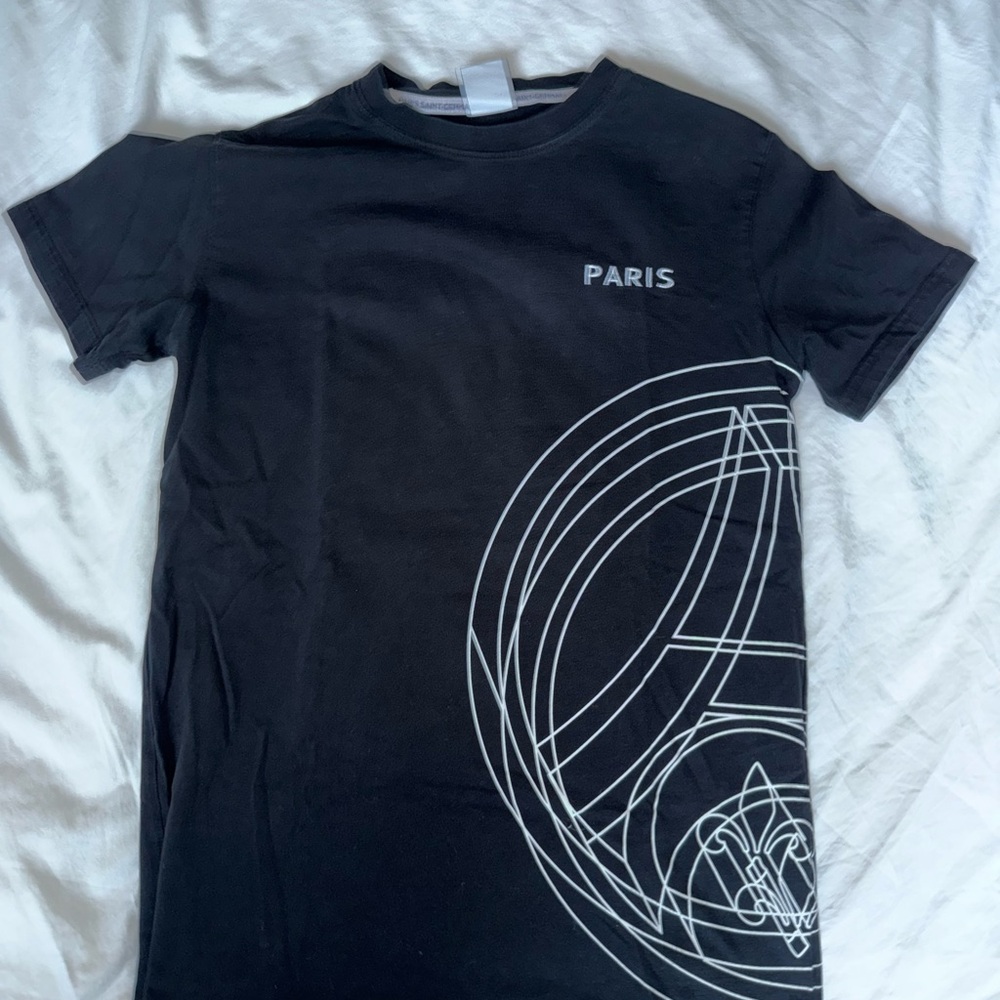 Black Paris St Germain tshirt